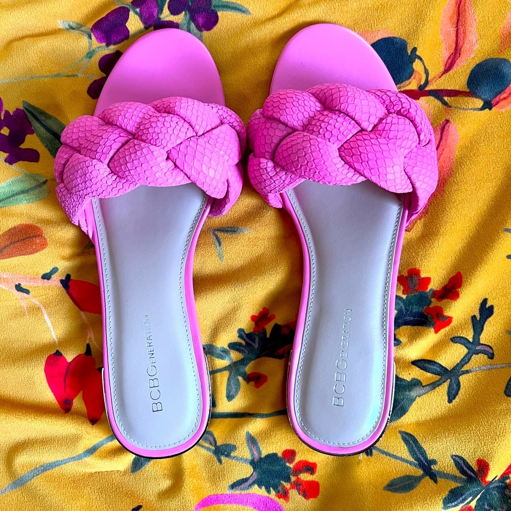 BCBGeneration Deelo Sandal PINK *BRAND NEW* womens US SIZE 9